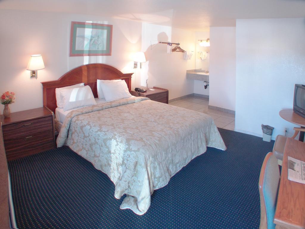 Rodeway Inn Near Downtown Monterey Exteriér fotografie